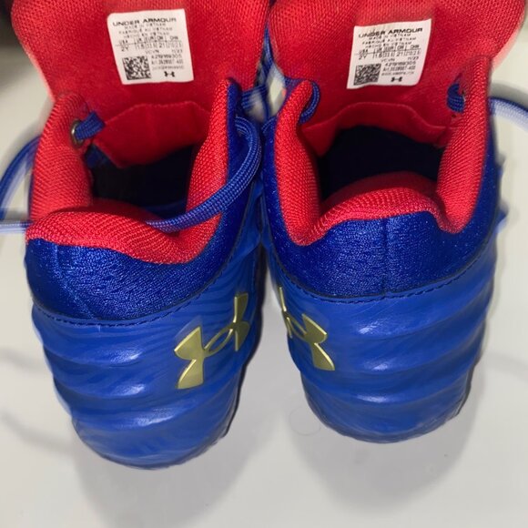 Under Armour Youth Football Cleats Size 2Y - Picture 6 of 9